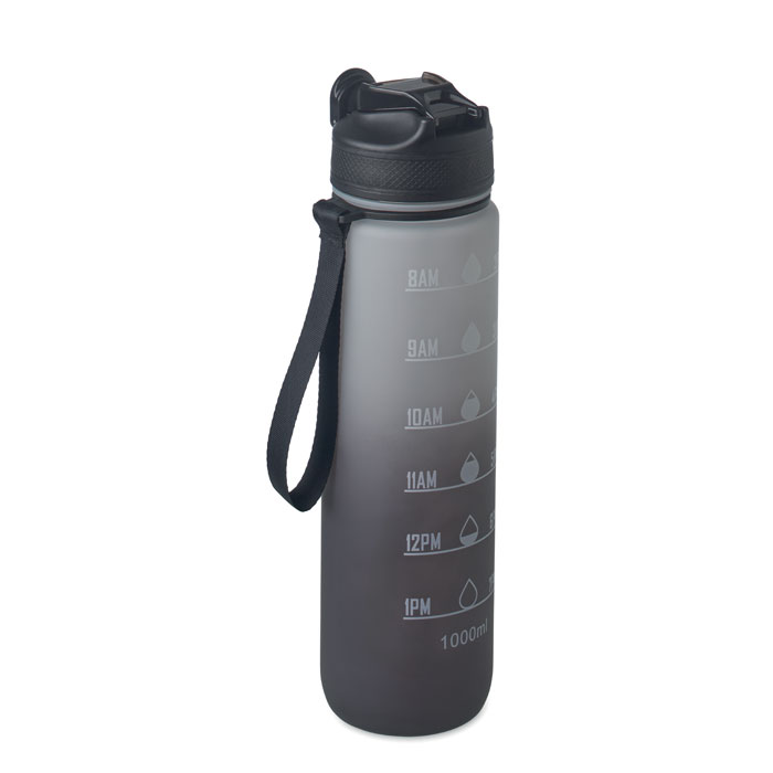 Sportwaterfles-met-tijdsaanduiding-RPET-1L-bedrukken-zwart