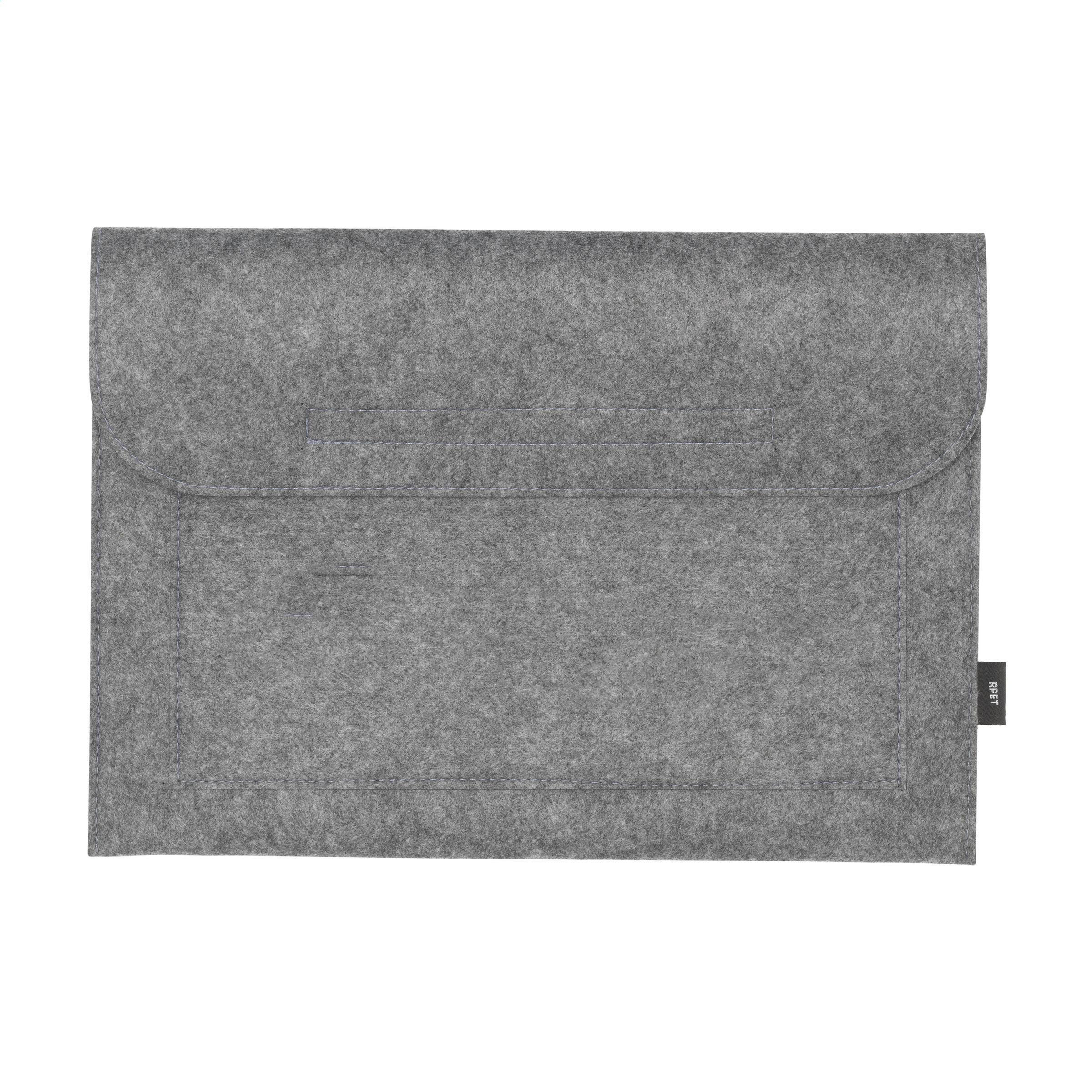 15-inch-laptophoes-met-klittenband-RPET-vilt-bedrukken-grijs