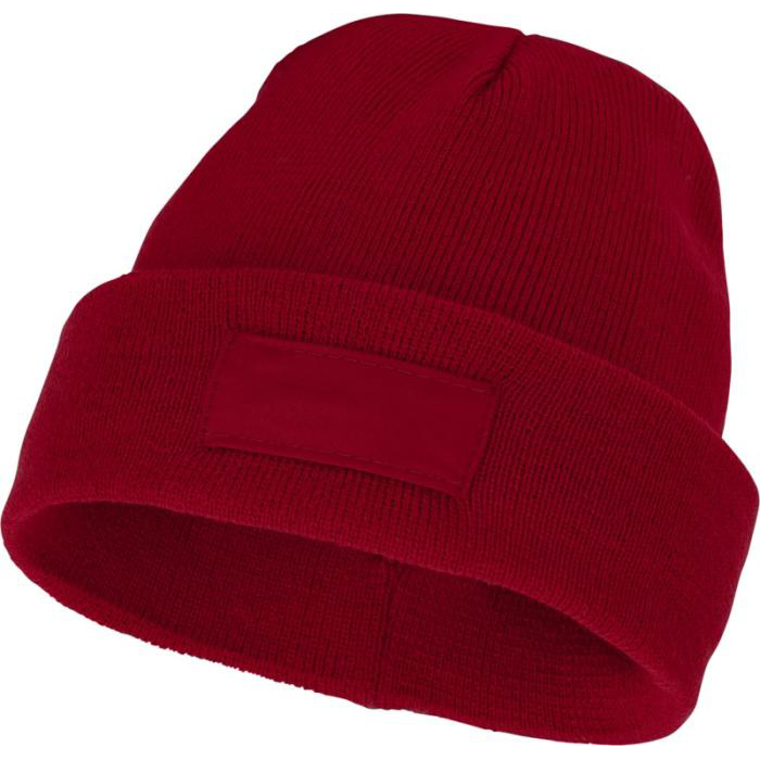Acryl-rib-beanie-met-patch-bedrukken-rood